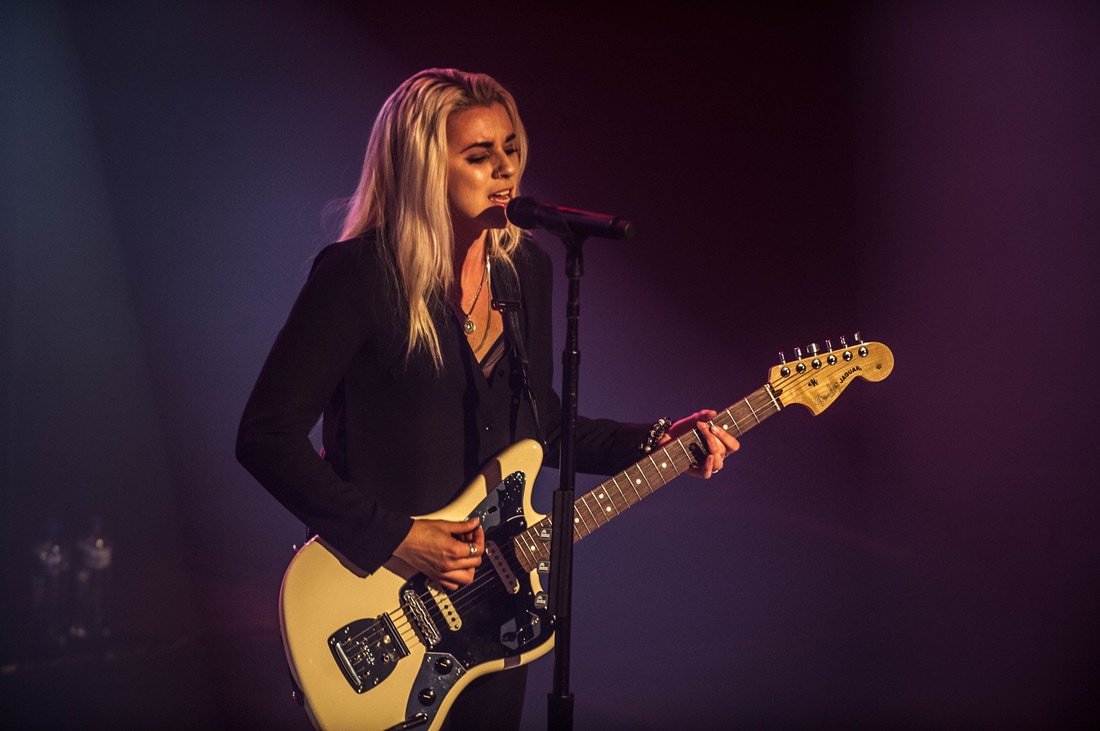 photo-review-pvris-take-amsterdam-by-storm