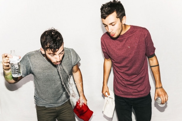 twenty-one-pilots-announce-special-live-stream