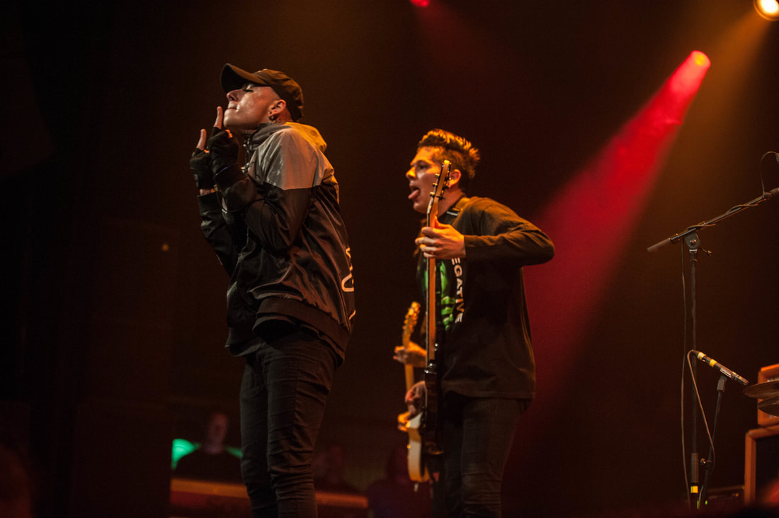 miss-may-i-announce-tour-with-sylar