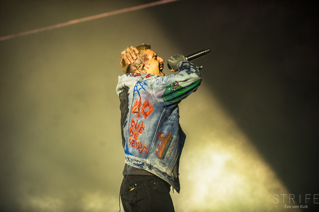 live-review-bring-me-the-horizon-rage-through-amsterdam-on-first-love-tour