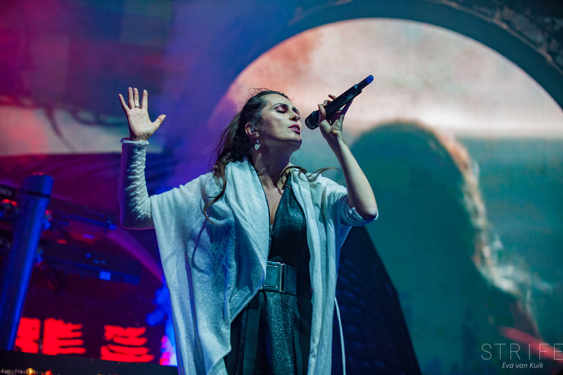 live-review-within-temptation-put-together-phenomenal-show-in-amsterdam