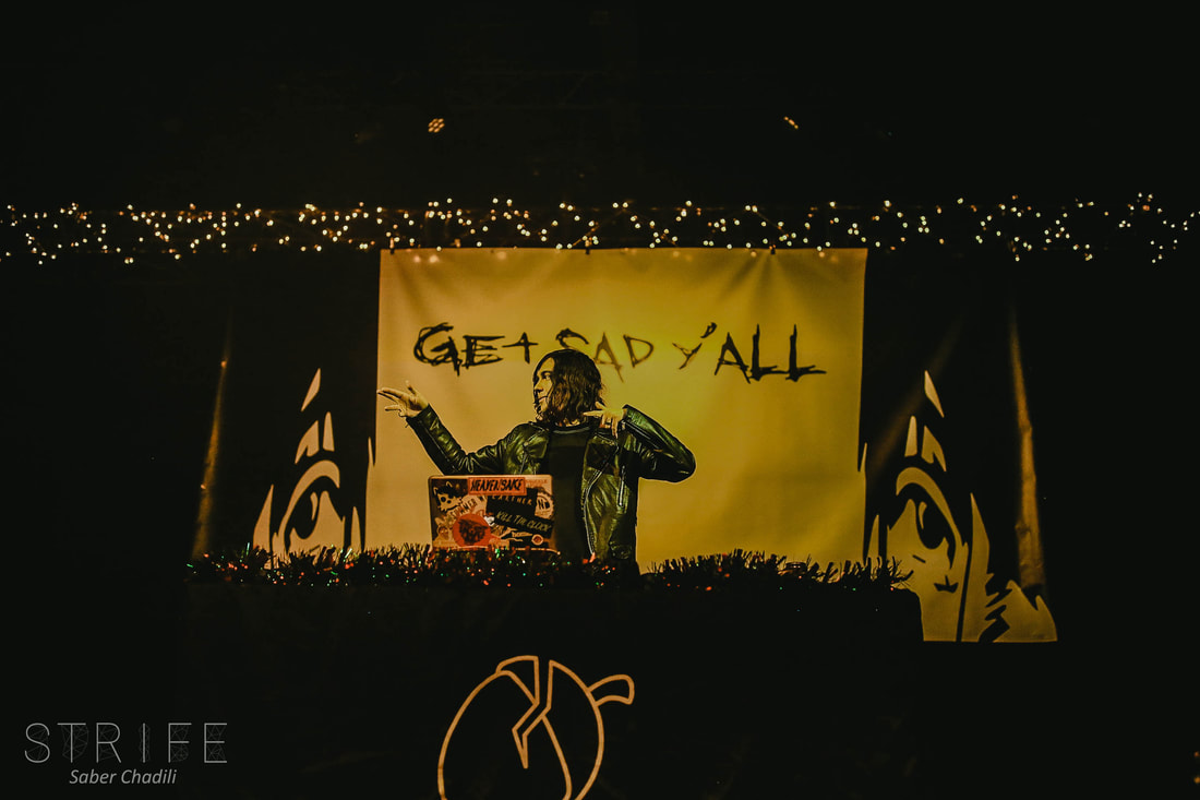 live-review-emo-raleighs-a-very-get-sad-yall-christmas-is-just-as-festive-as-it-is-punk