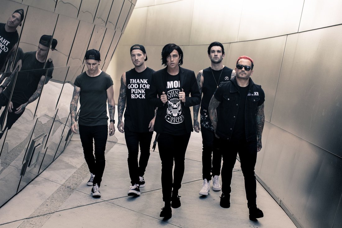 sleeping-with-sirens-share-direction-of-new-album-state-it-will-be-heavier-better-than-ever