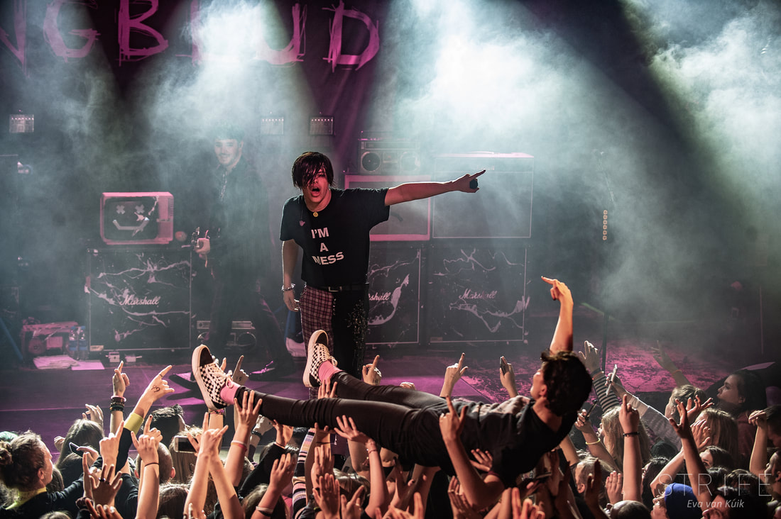 photo-review-uk-phenom-yungblud-shakes-amsterdam-to-its-core