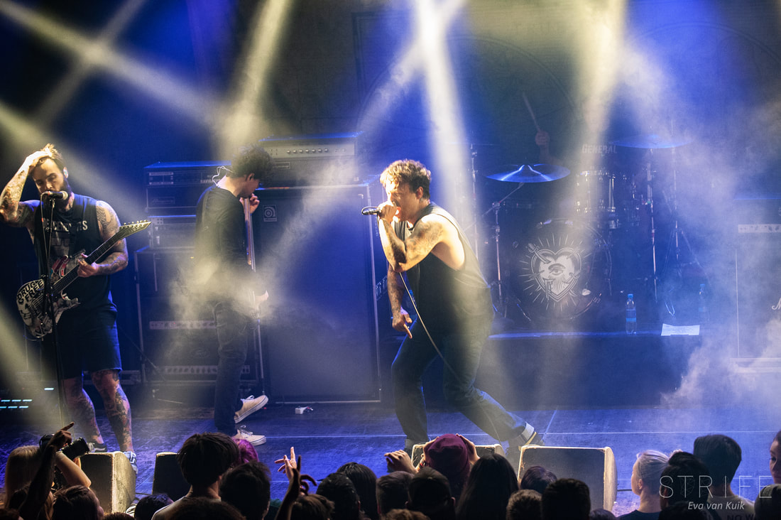 photo-review-stick-to-your-guns-display-familiar-greatness-at-amsterdam-show