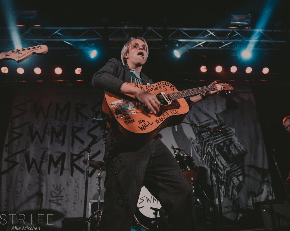 photo-review-swmrs-present-new-album-to-chicago-fans