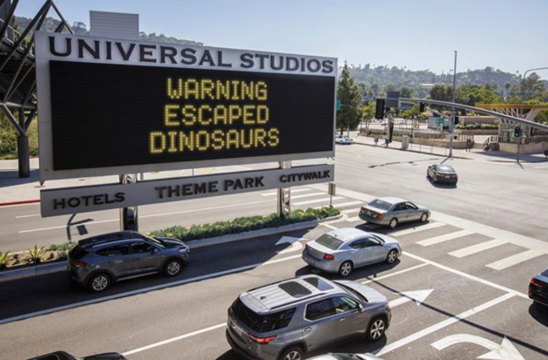 jurassic-world-ride-2